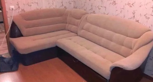 Перетяжка углового дивана. Великий Новгород
